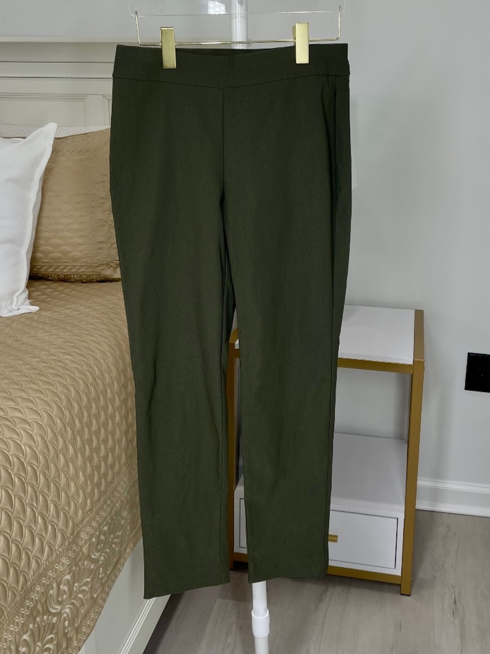 Chicos Pants Pull On with Pockets Size Chicos 00R (Size 2 Regular)